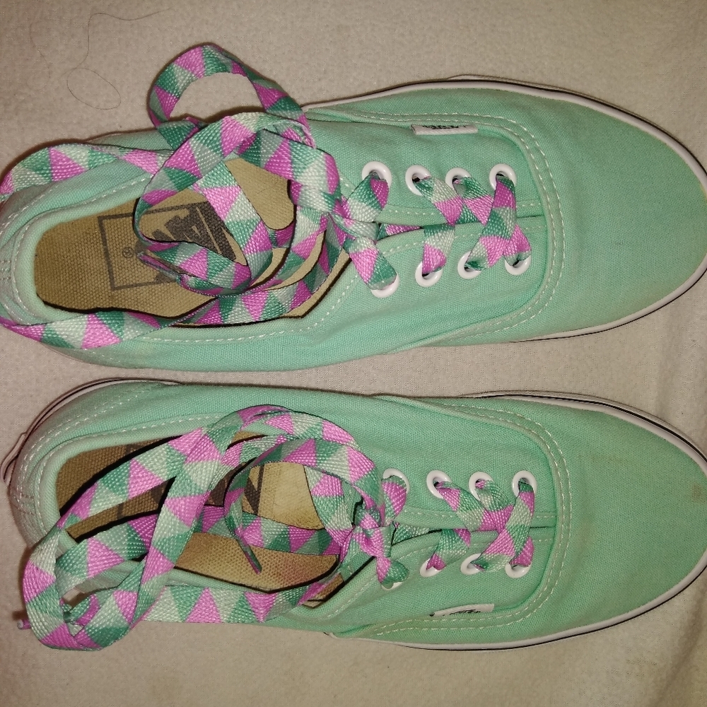 Women's Van's size 7